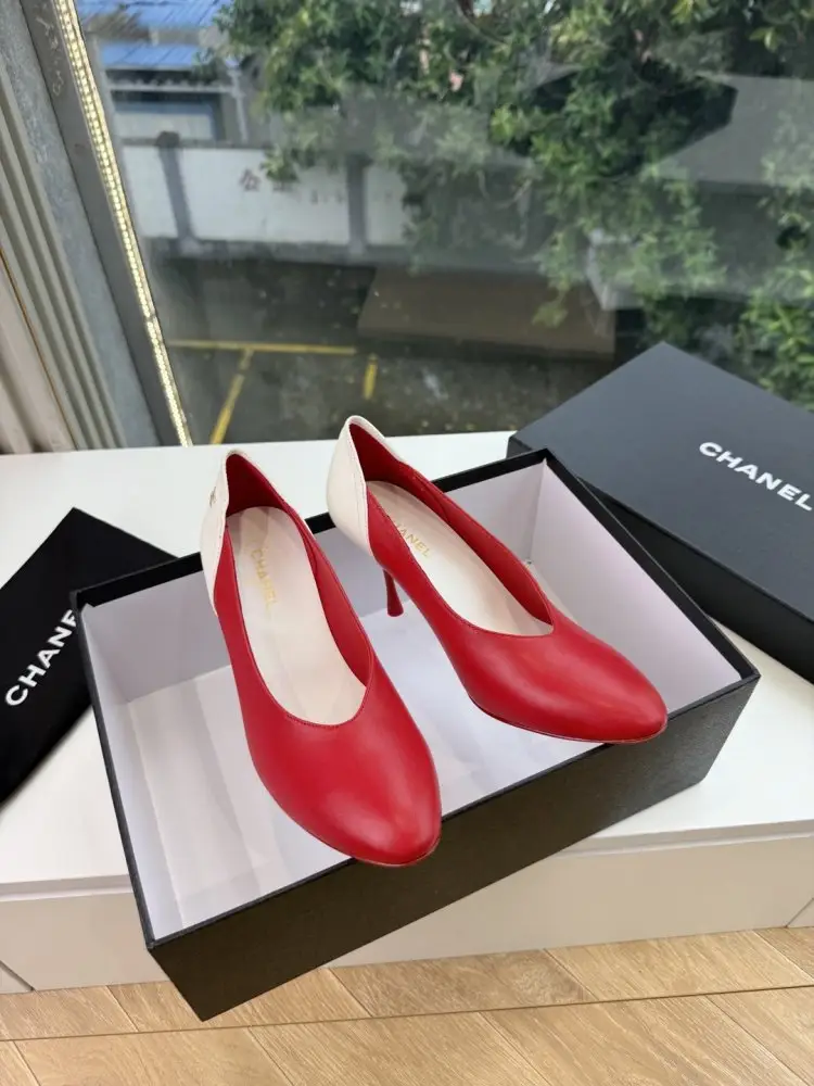 Chanel Туфлі жіночі — Фото 2