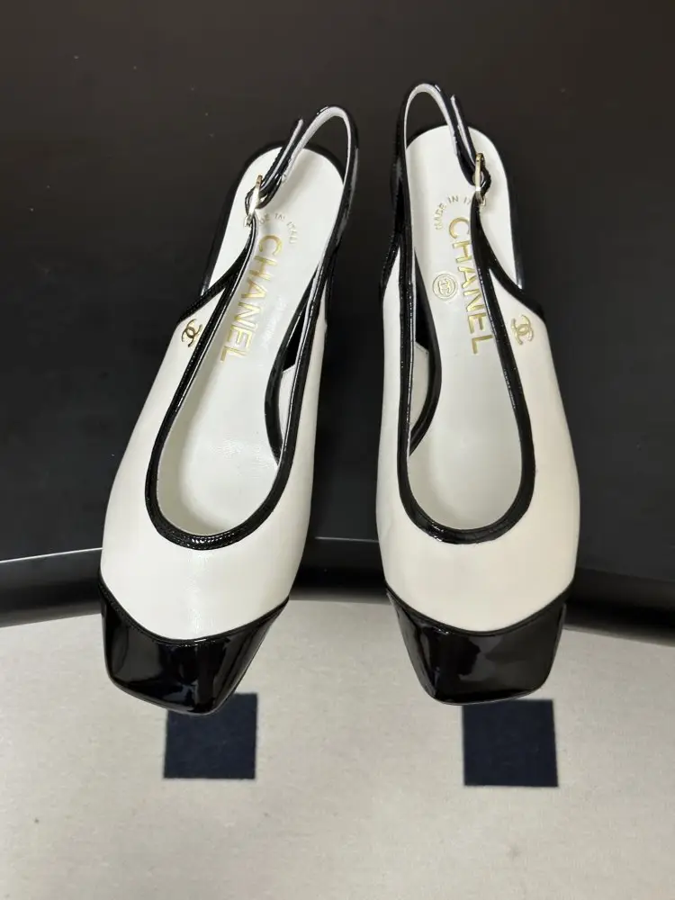 Chanel Shoes women's — Photo 2