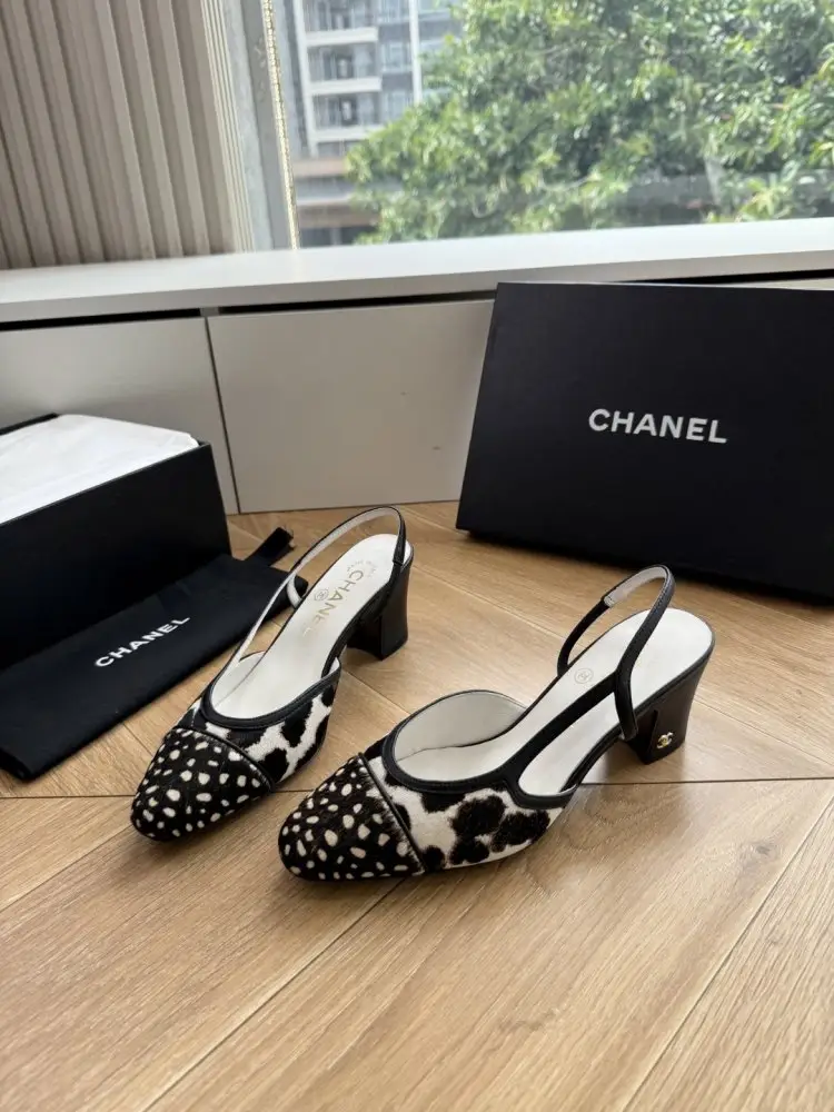 Chanel Туфли женские — Фото 2