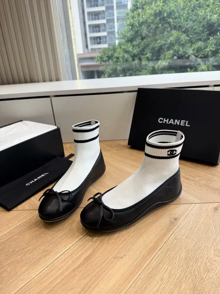 Chanel Туфлі жіночі — Фото 2