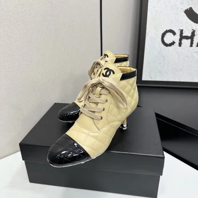 Chanel Туфлі жіночі — Фото 3