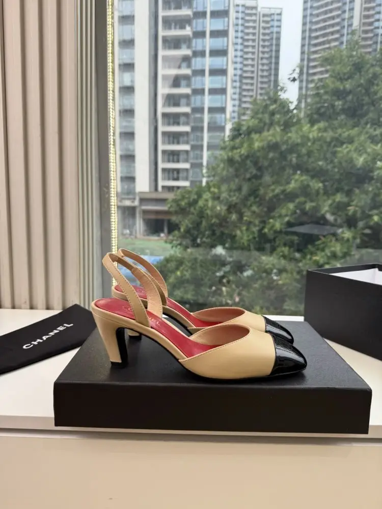 Chanel Shoes women's — Photo 3