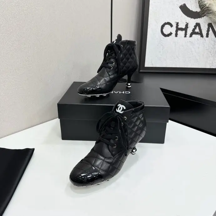 Chanel Shoes women's — Photo 3