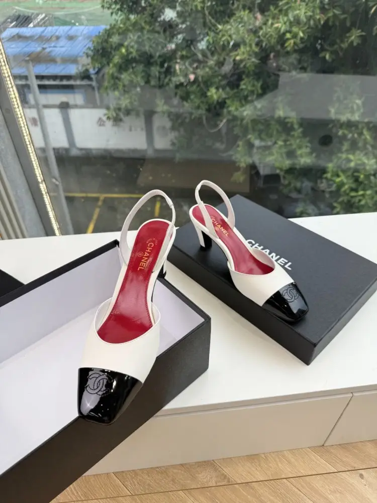 Chanel Shoes women's — Photo 3
