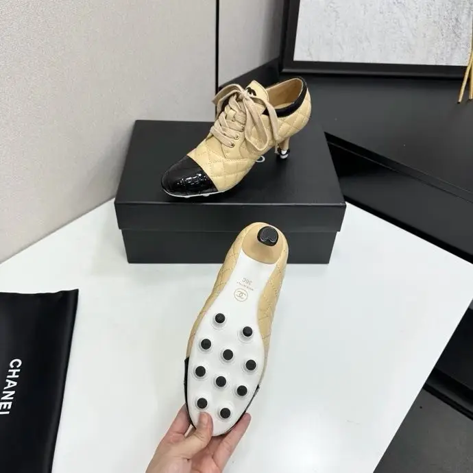 Chanel Туфли женские — Фото 3