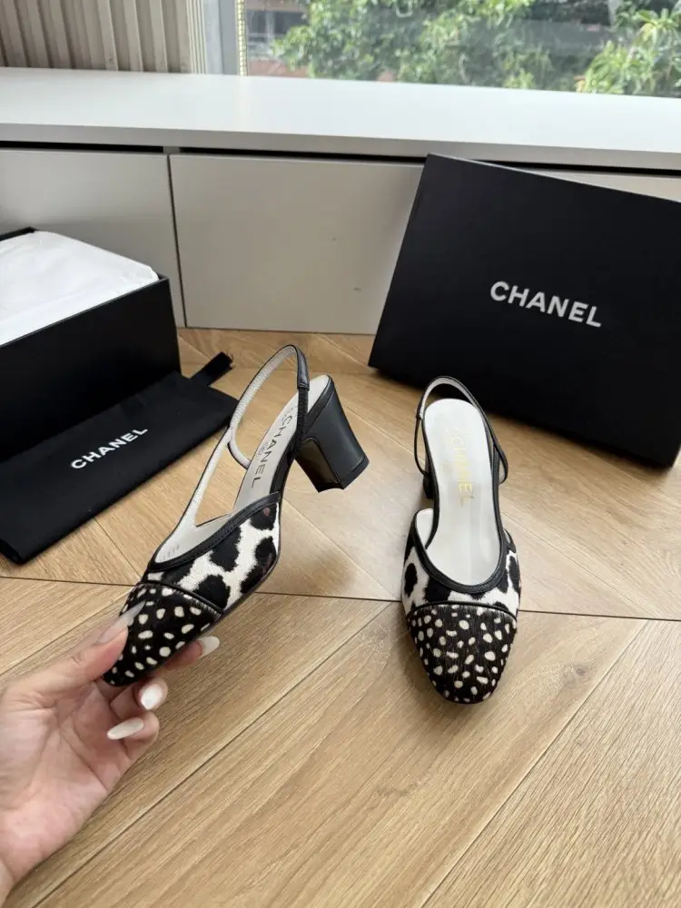 Chanel Туфли женские — Фото 3