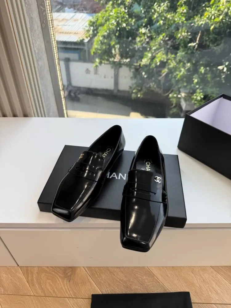 Chanel Туфлі жіночі — Фото 4
