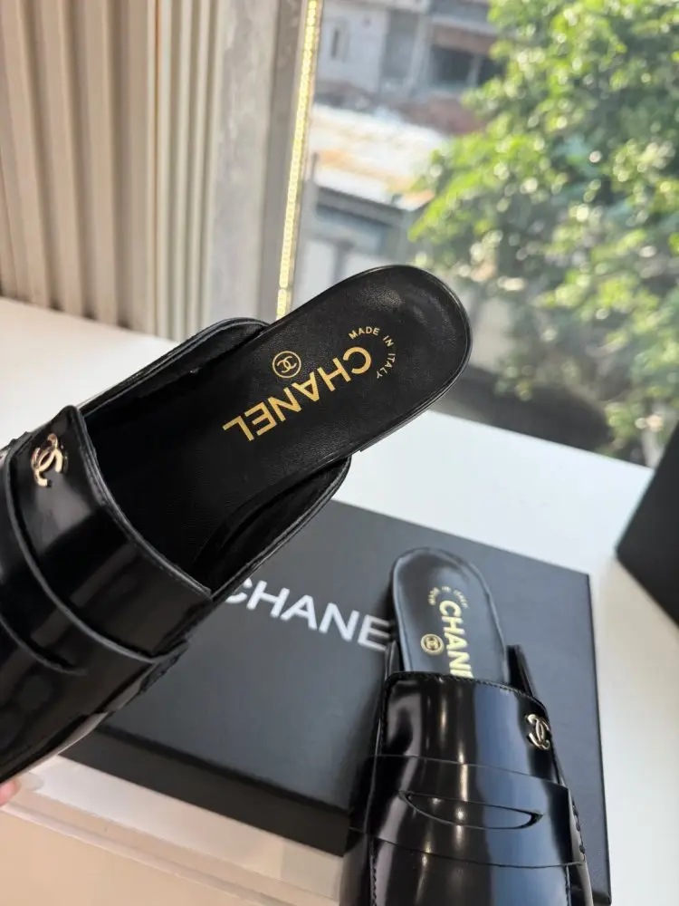 Chanel Shoes women's — Photo 4
