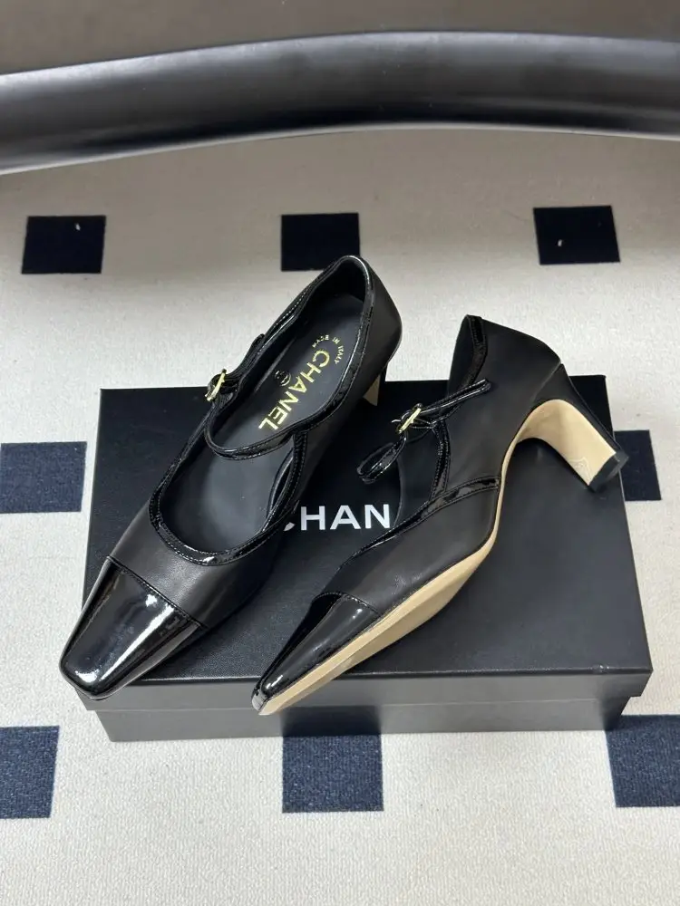 Chanel Туфлі жіночі — Фото 4