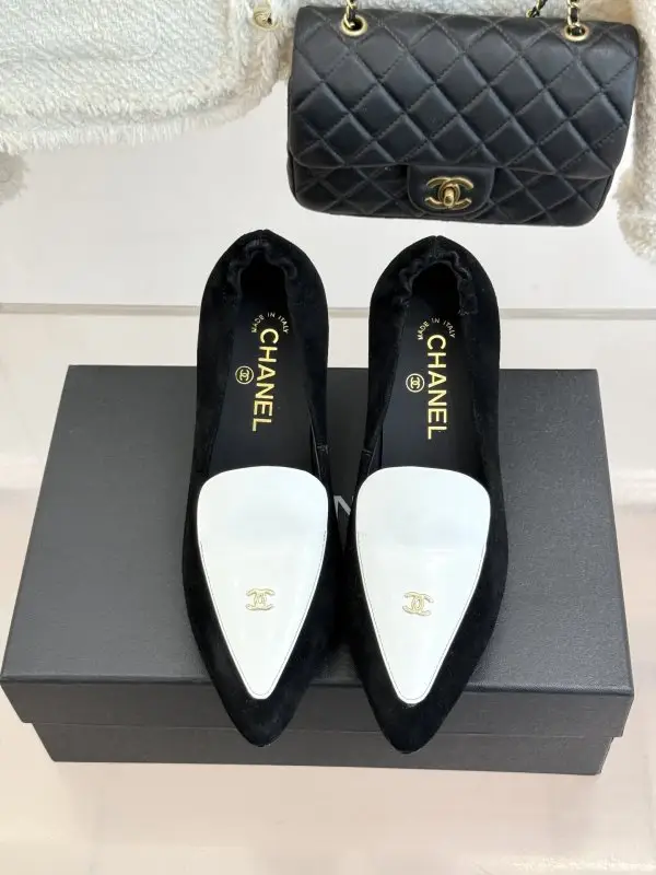Chanel Туфли женские — Фото 4