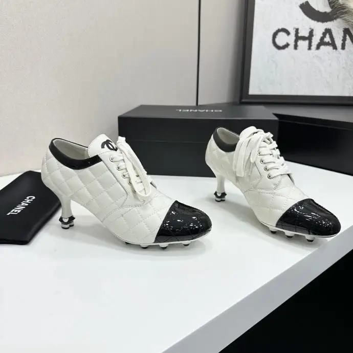 Chanel Туфли женские — Фото 4