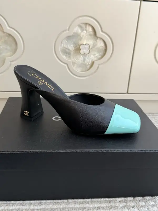Chanel Shoes women's — Photo 4