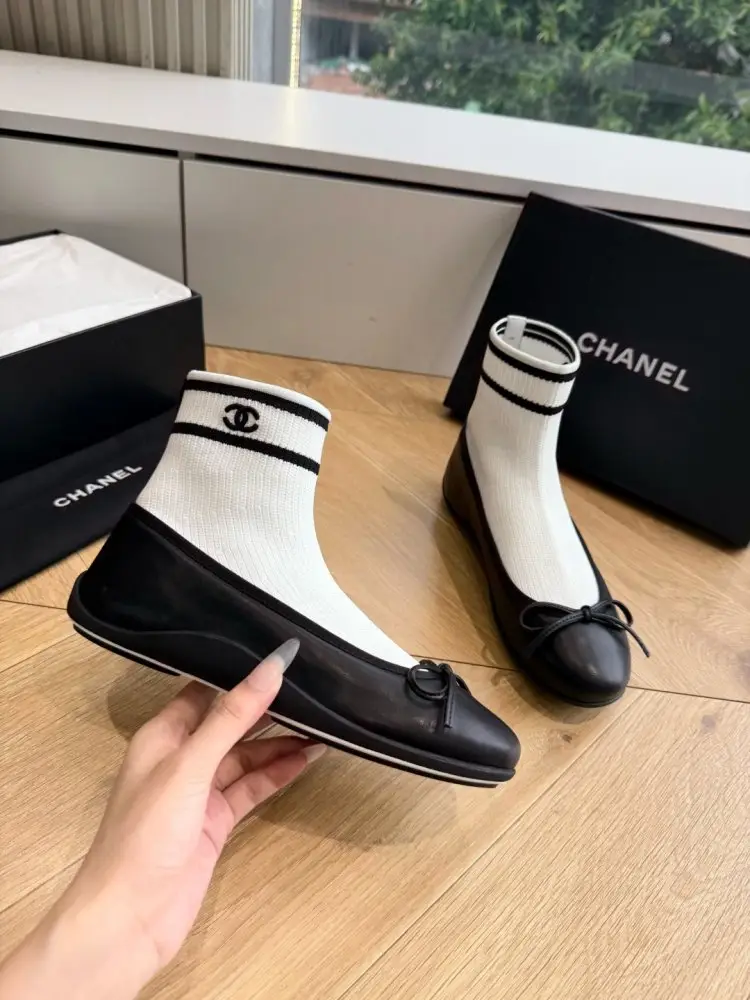 Chanel Туфлі жіночі — Фото 4