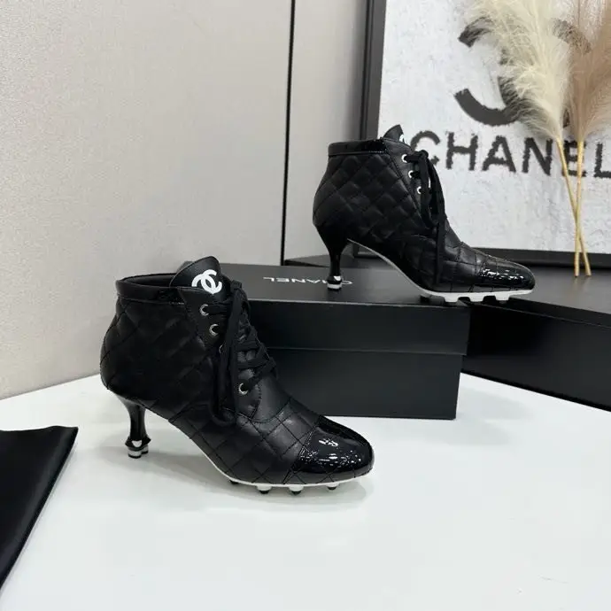 Chanel Shoes women's — Photo 5