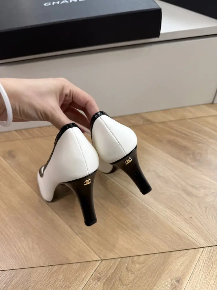 Chanel Туфлі жіночі — Фото 5