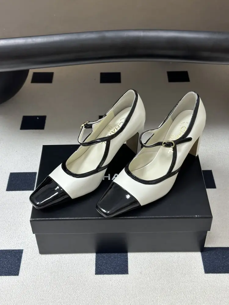 Chanel Shoes women's — Photo 5
