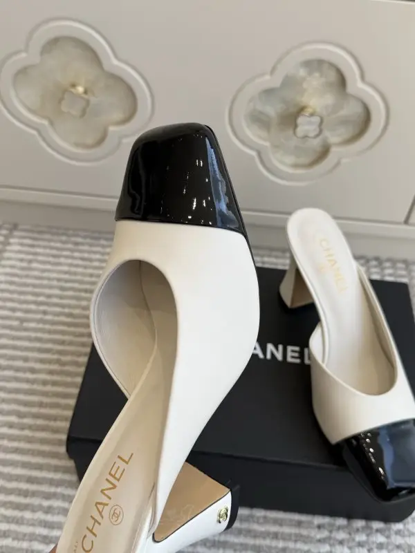 Chanel Туфлі жіночі — Фото 5