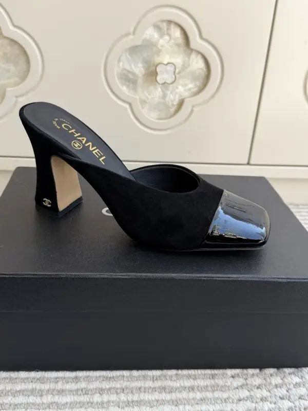Chanel Туфлі жіночі — Фото 5