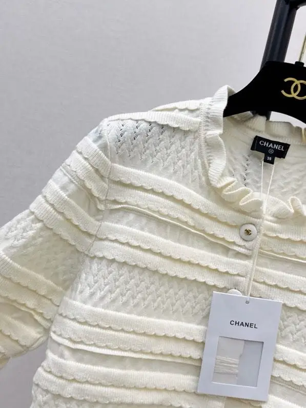 Chanel Короткий в'язаний кардиган з оборками і мереживний обробкою — Фото 5