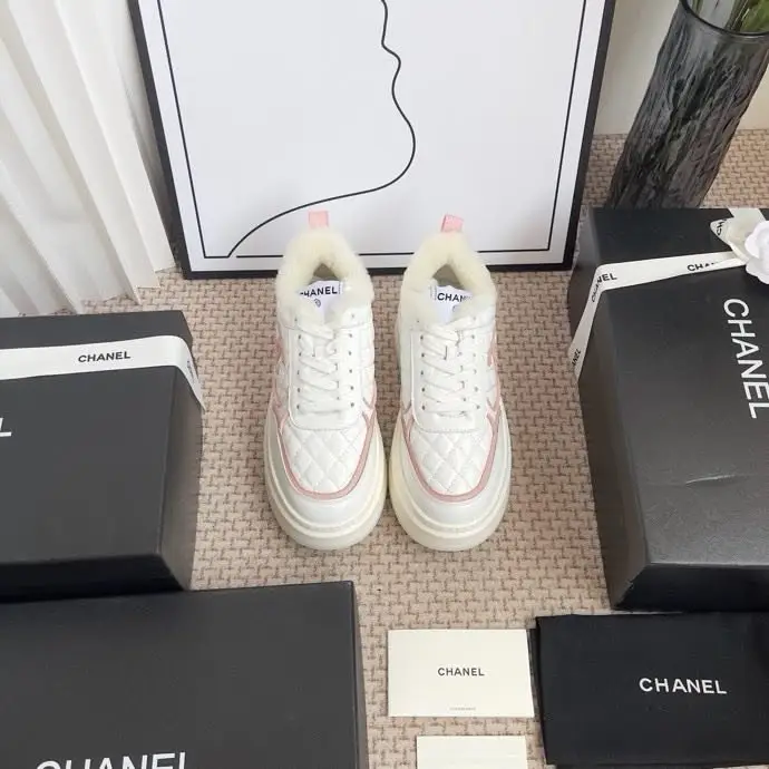 Chanel Sneakers Chanel Panda on fur winter — Photo 2