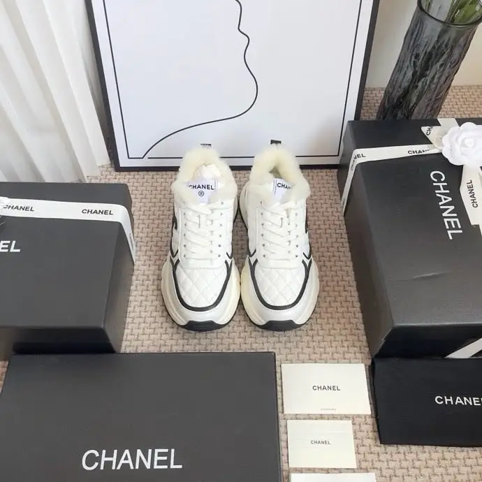Chanel Sneakers Chanel Panda on fur winter — Photo 5