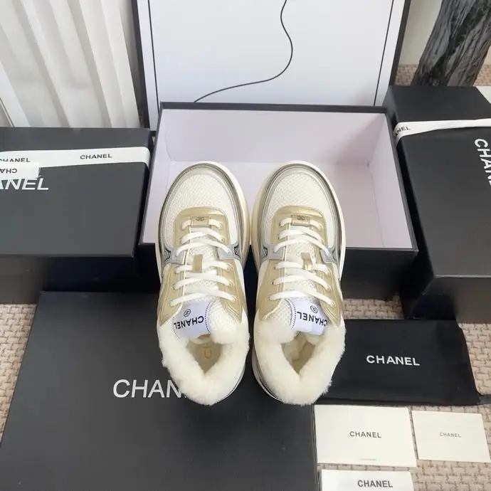 Chanel Кросівки Chanel Panda на хутрі жіночі — Фото 3