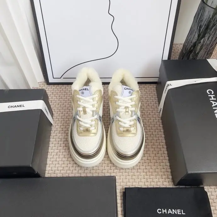 Chanel Кросівки Chanel Panda на хутрі жіночі — Фото 5