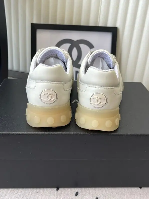 Chanel Sneakers Cornetto women's — Photo 3