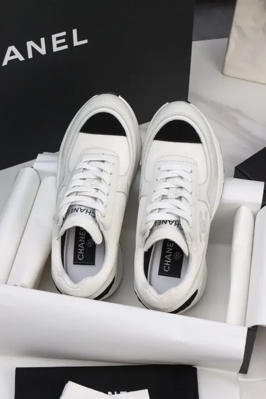 Chanel Sneakers leather women's on heel — Photo 4