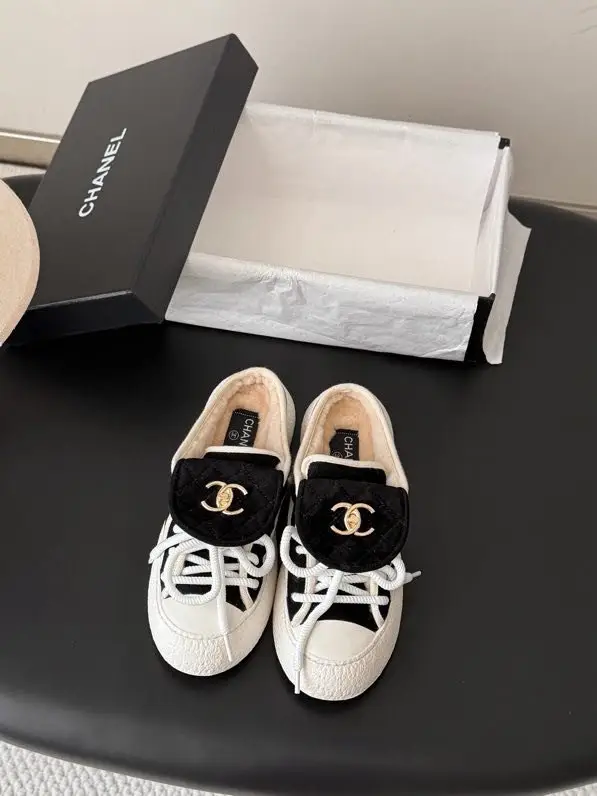 Chanel Кросівки жіночі зимові на хутрі — Фото 3
