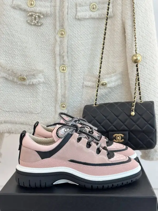 Chanel — Кросівки жіночі