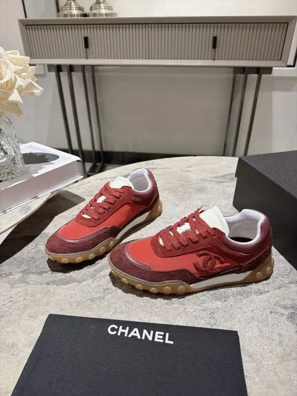 Chanel — Кросівки жіночі
