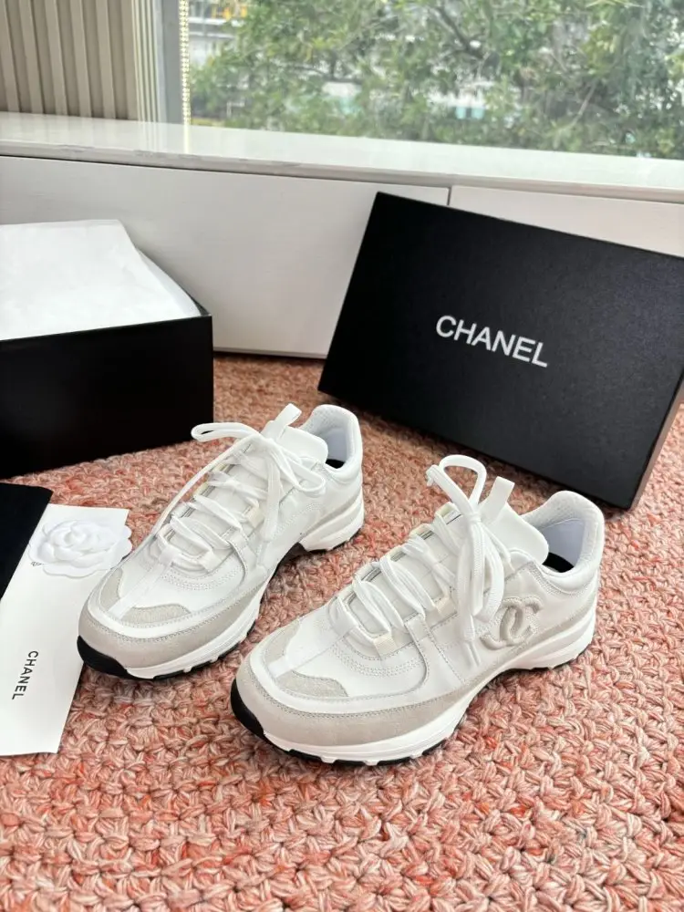 Chanel — Кросівки жіночі