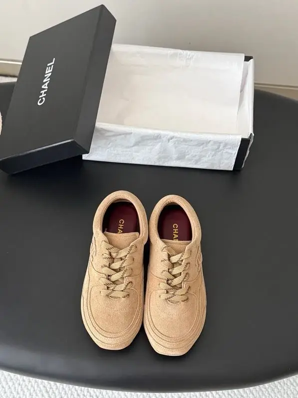 Chanel — Кроссовки женские