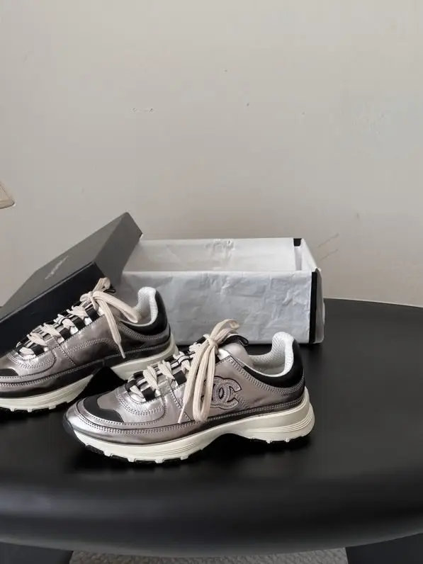 Chanel — Sneakers women's