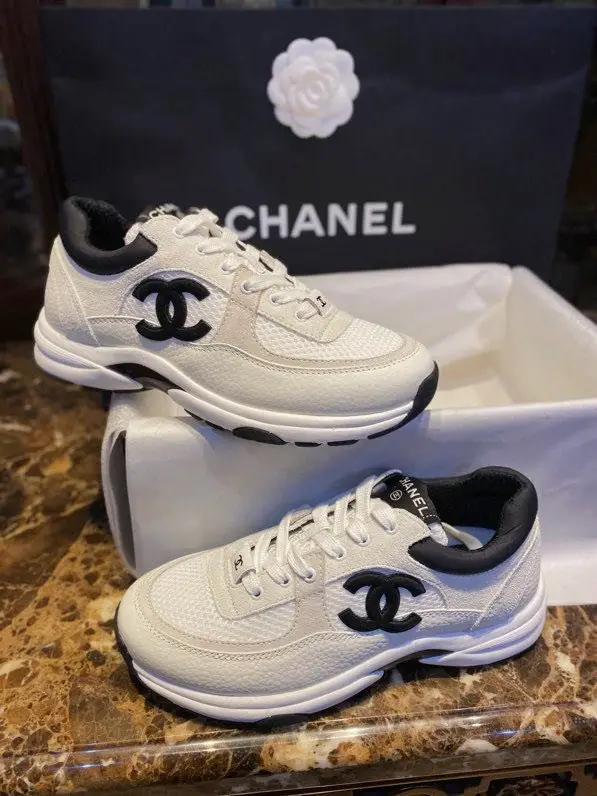 Chanel Кросівки жіночі — Фото 1