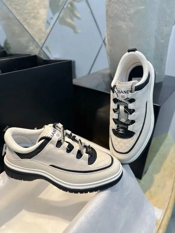 Chanel — Кросівки жіночі
