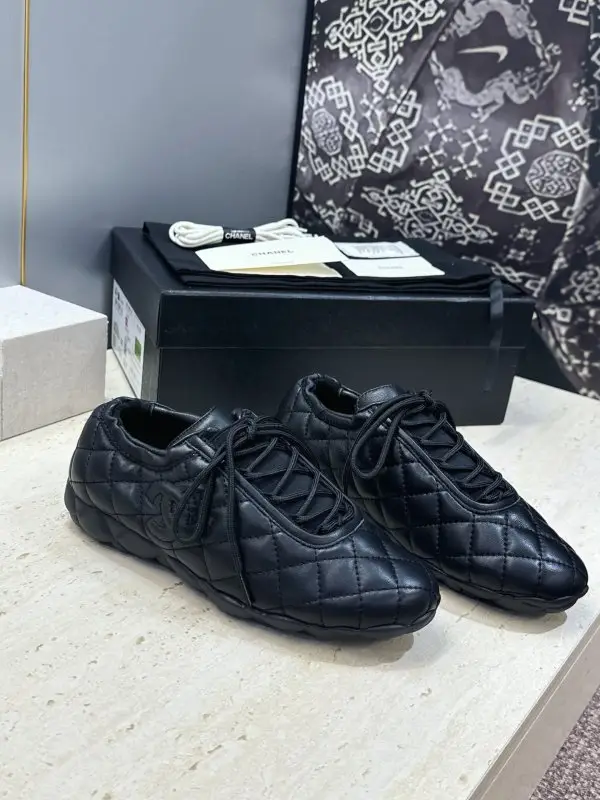 Chanel — Sneakers women's