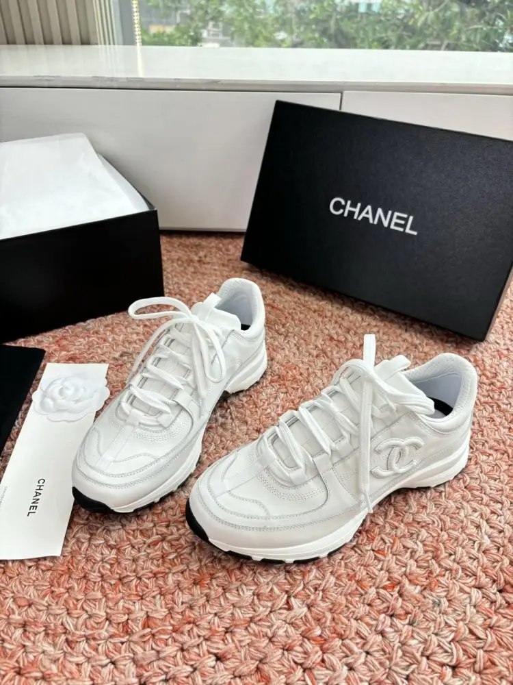 Chanel — Кроссовки женские