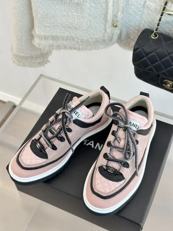 Chanel Кросівки жіночі — Фото 2