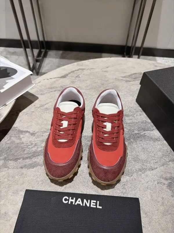 Chanel Кросівки жіночі — Фото 2