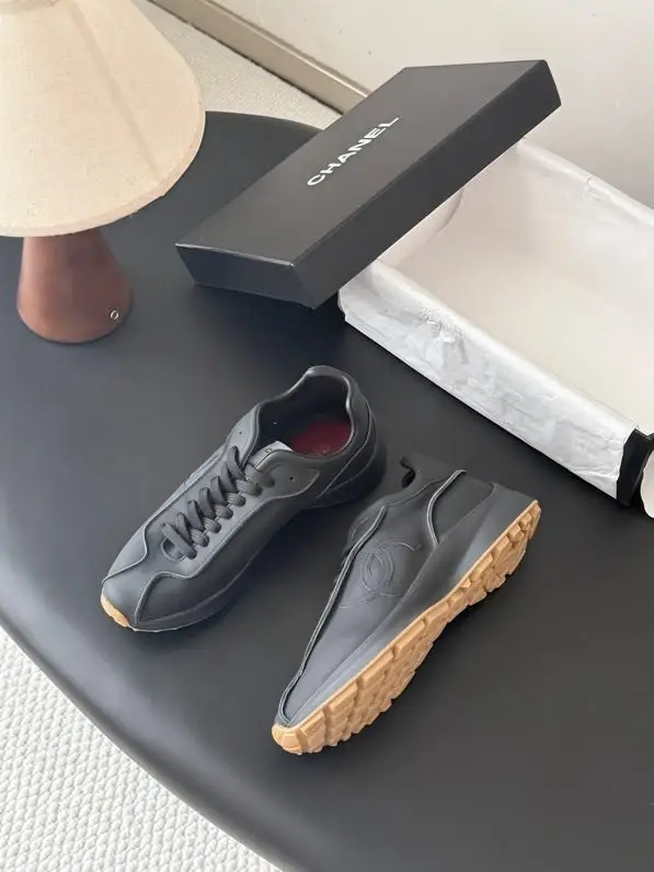 Chanel Кроссовки женские — Фото 3