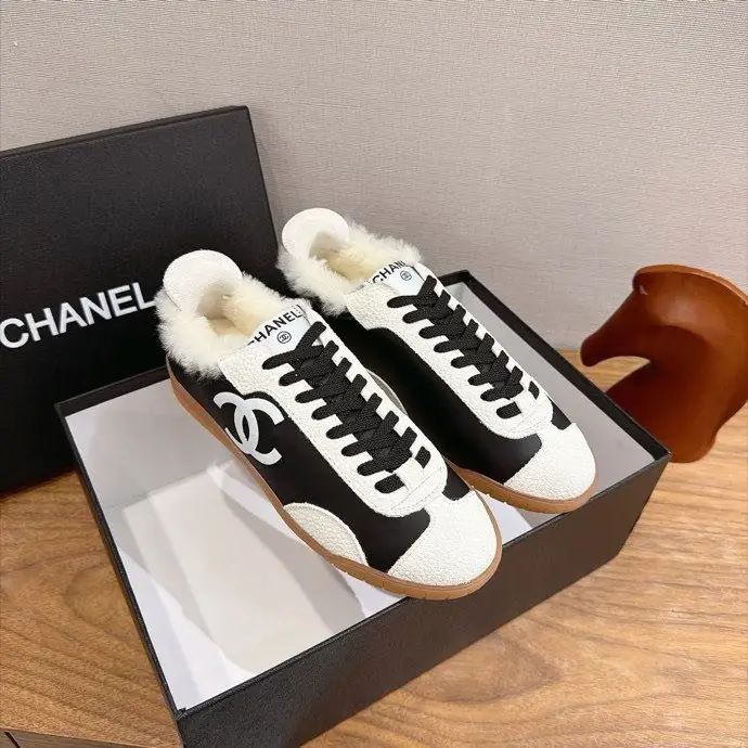 Chanel Кросівки жіночі — Фото 3
