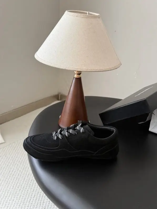Chanel Sneakers women's — Photo 3