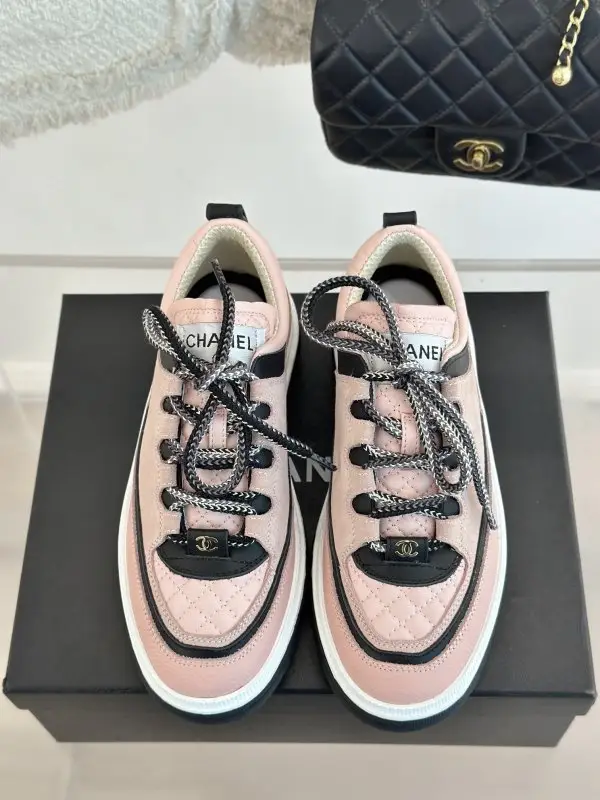 Chanel Кросівки жіночі — Фото 4