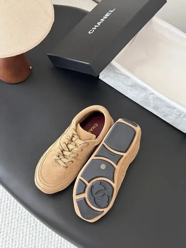 Chanel Кросівки жіночі — Фото 4