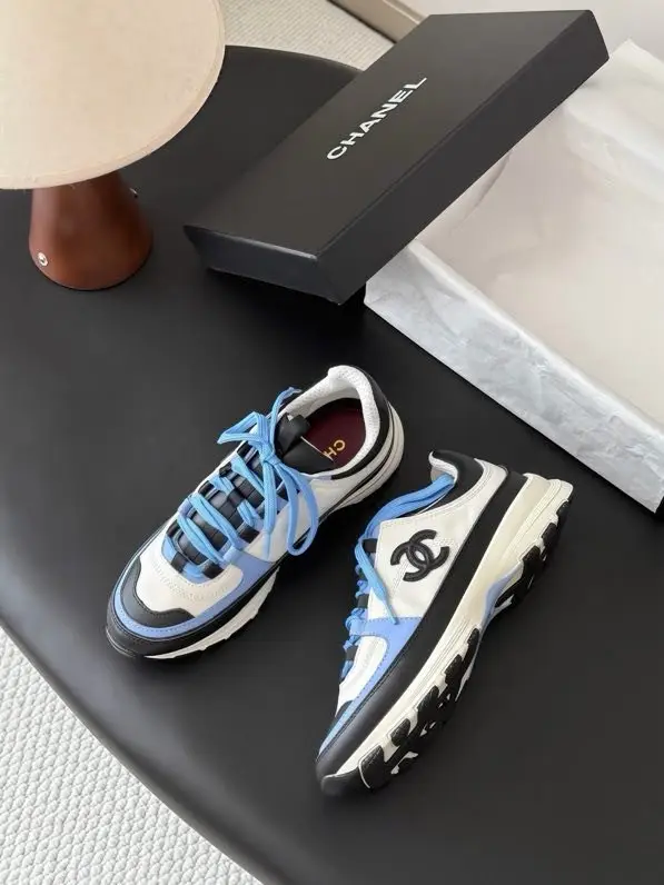 Chanel Sneakers women's — Photo 4