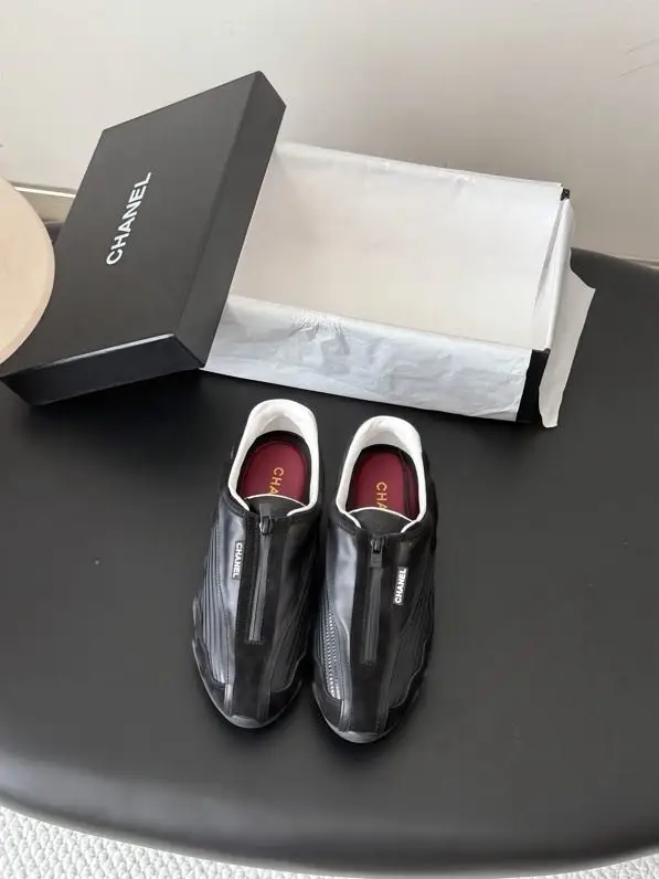 Chanel Кросівки жіночі — Фото 4