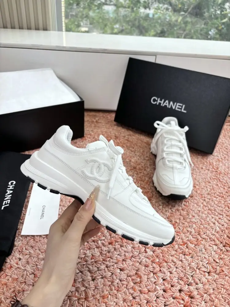 Chanel Sneakers women's — Photo 4