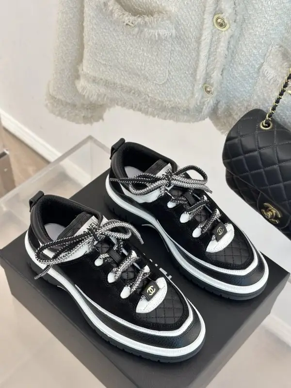 Chanel Кросівки жіночі — Фото 4